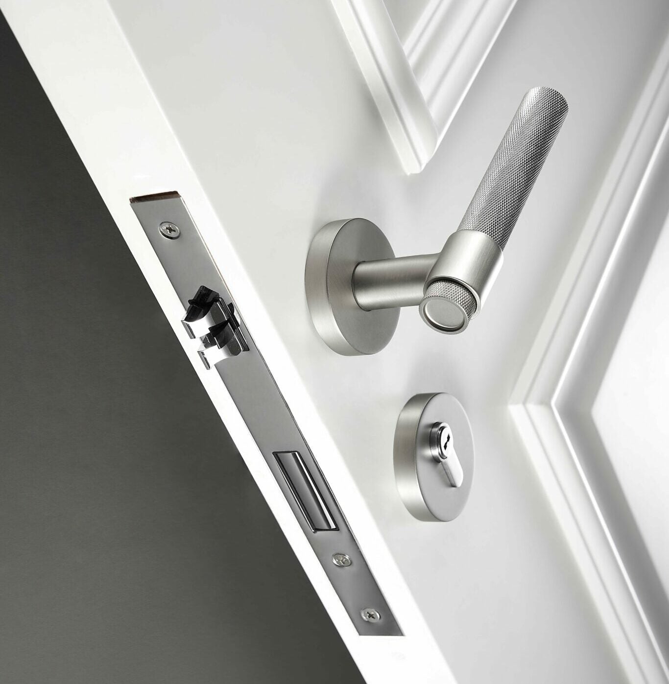 Tello Brass Lever Door Handle