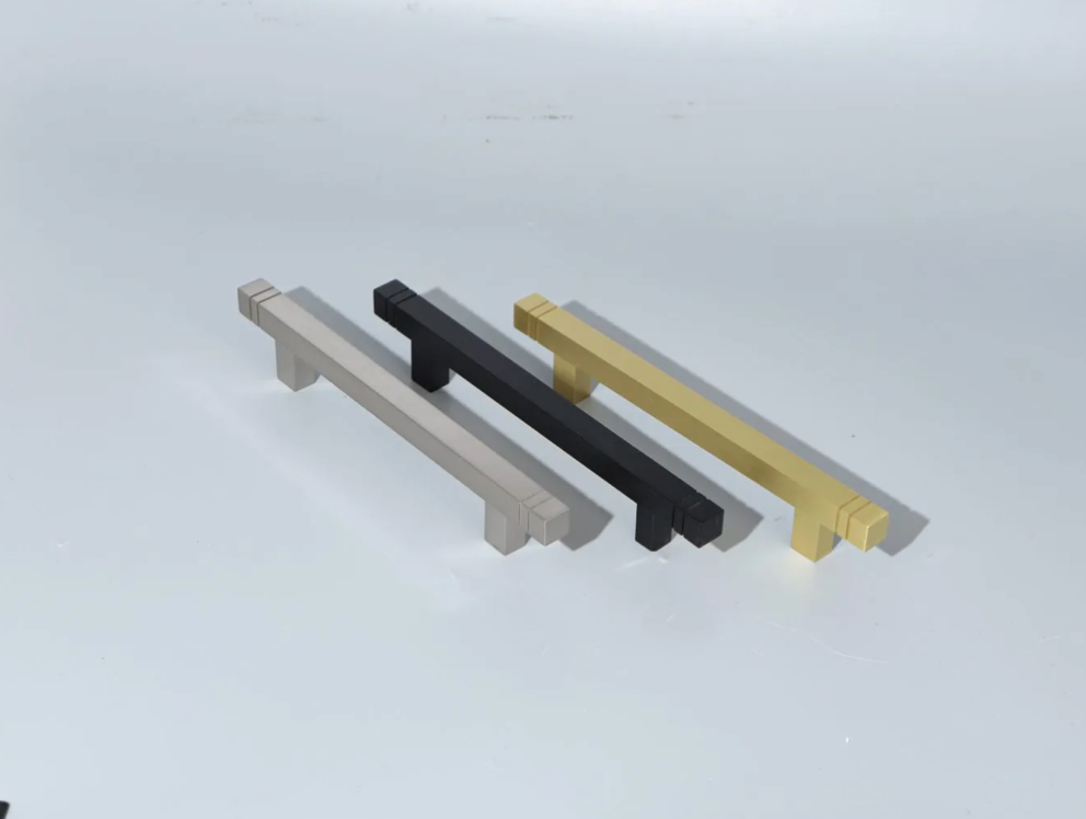 Solid Brass Wynee Pull Bar