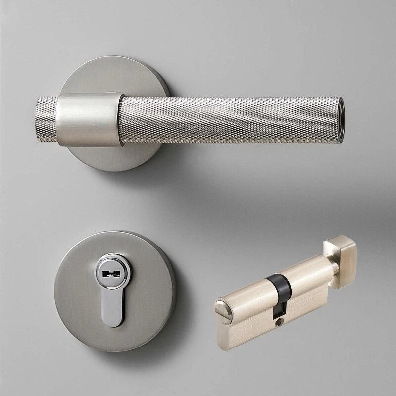 Tello Brass Lever Door Handle